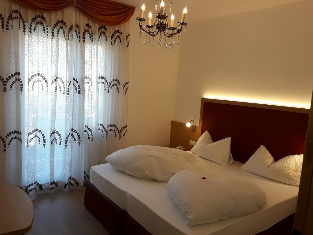 Hotel Lux Merano Exterior photo