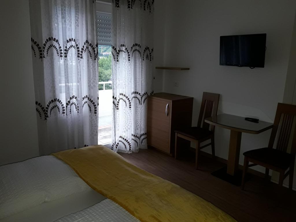 Hotel Lux Merano Exterior photo